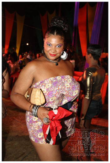 amnesia_nyc_2012-106