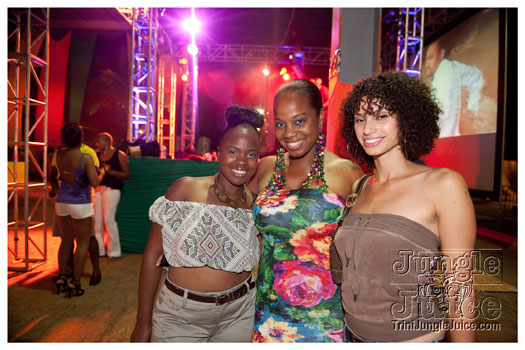 amnesia_nyc_2012-110