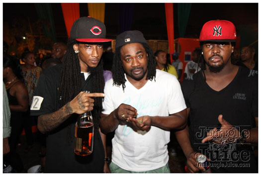 amnesia_nyc_2012-111