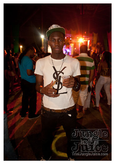 amnesia_nyc_2012-117