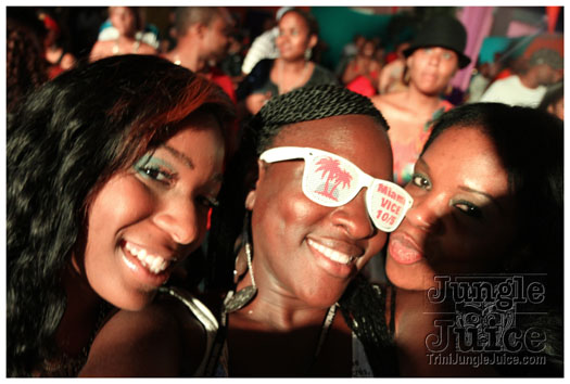 amnesia_nyc_2012-153