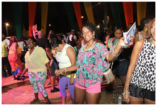 amnesia_nyc_2012-154