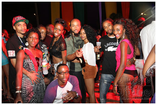 amnesia_nyc_2012-157