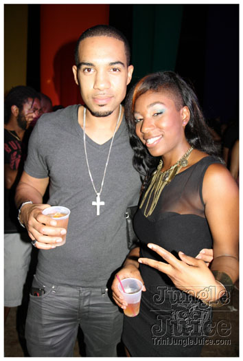 amnesia_nyc_2012-170