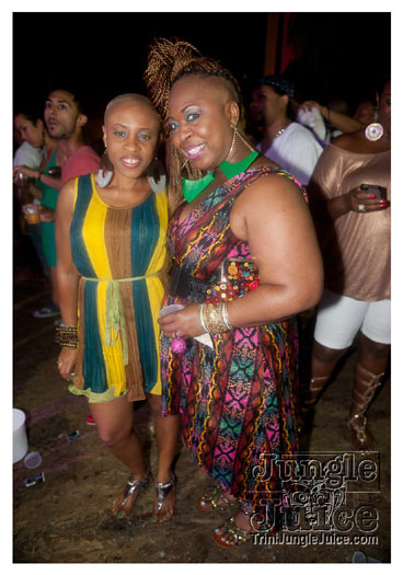 amnesia_nyc_2012-195