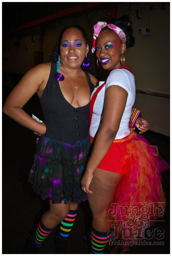 cribs_circus_edition_jun17-038