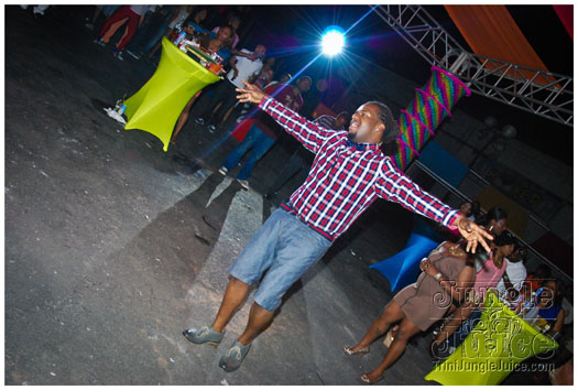 cribs_circus_edition_jun17-094