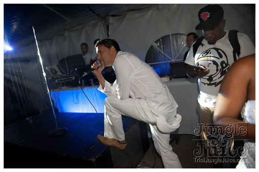 in_sanity_nyc_sept1-055