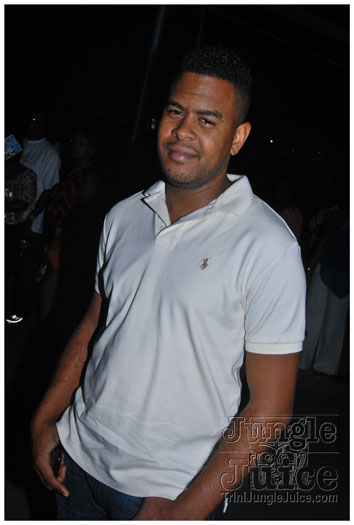 machel_intrepid_live_jun23-020