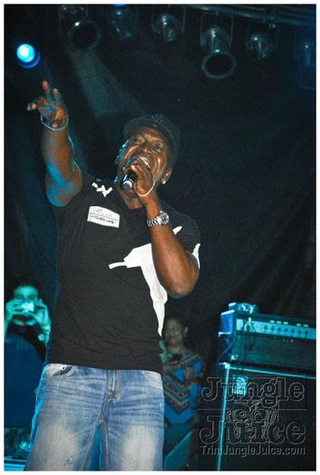 machel_intrepid_live_jun23-049