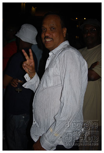 machel_intrepid_live_jun23-064