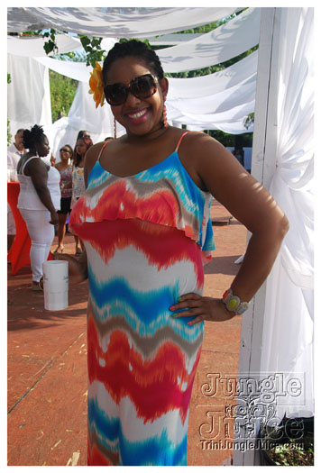 under_the_trees_jul4-001