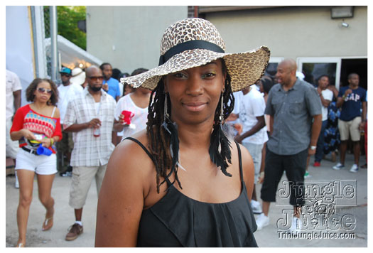 under_the_trees_jul4-051