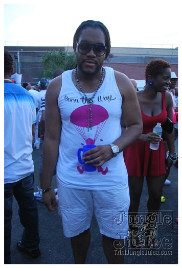 under_the_trees_jul4-072