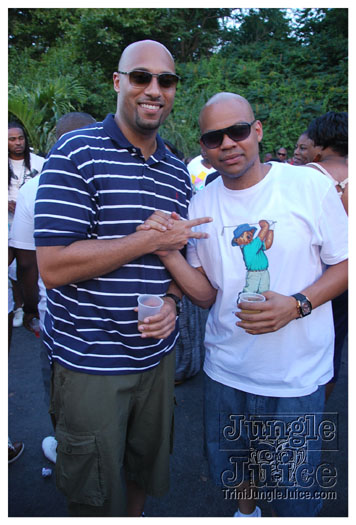 under_the_trees_jul4-080