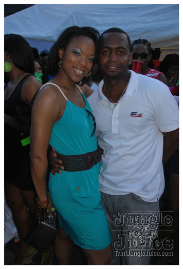 under_the_trees_jul4-112