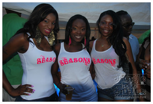 under_the_trees_jul4-114