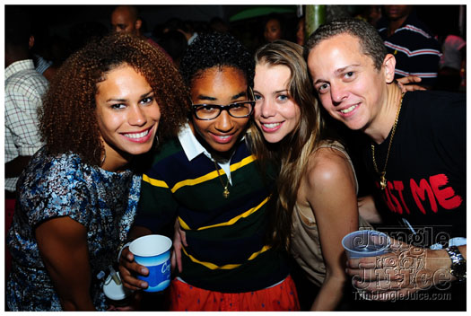 aqua_di_luna_dec2012-083