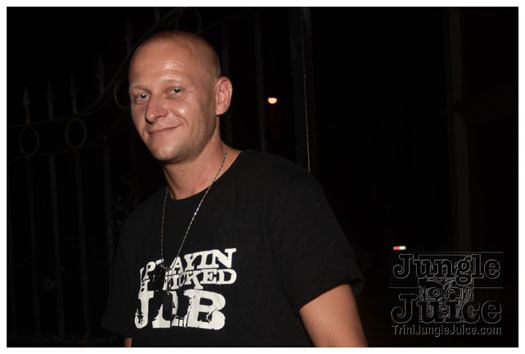 sexy_in_black_jul13-002