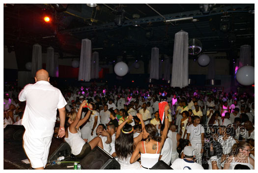 glow_toronto_aug3-001