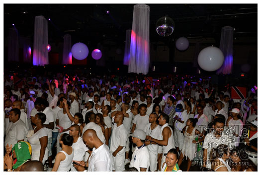 glow_toronto_aug3-021