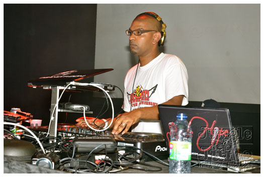 shine_toronto_aug3-004