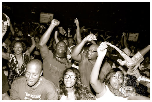 shine_toronto_aug3-011