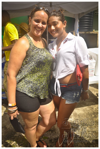 am_ultra_breakfast_party_may30-056