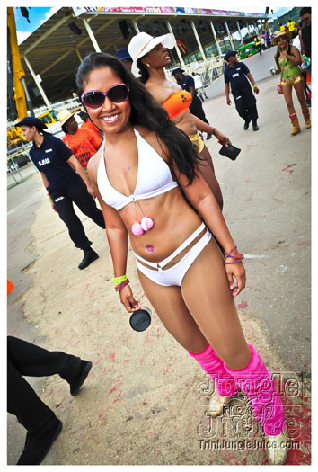 bliss_carnival_monday_2012-004