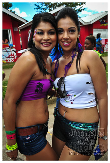 bliss_carnival_monday_2012-022