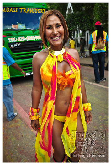 bliss_carnival_monday_2012-024