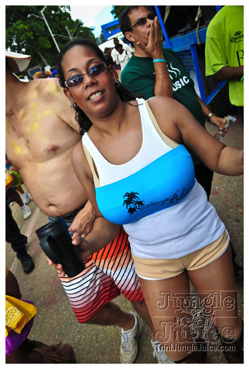 bliss_carnival_monday_2012-027