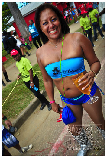 bliss_carnival_monday_2012-029