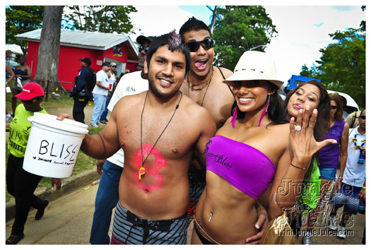 bliss_carnival_monday_2012-034