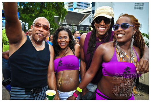 bliss_carnival_monday_2012-045