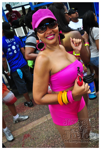 bliss_carnival_monday_2012-059
