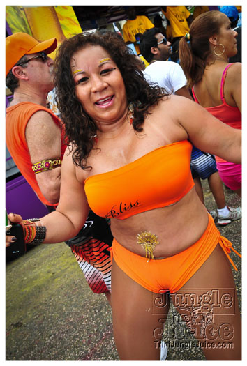 bliss_carnival_monday_2012-062