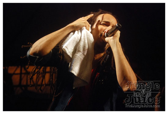 central_bank_all_inclusive_2012-038