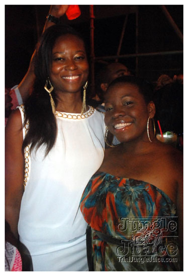 central_bank_all_inclusive_2012-043