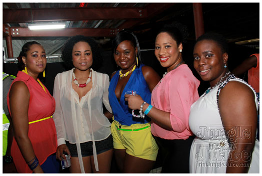 cloud9_rooftop_rave_apr28-007