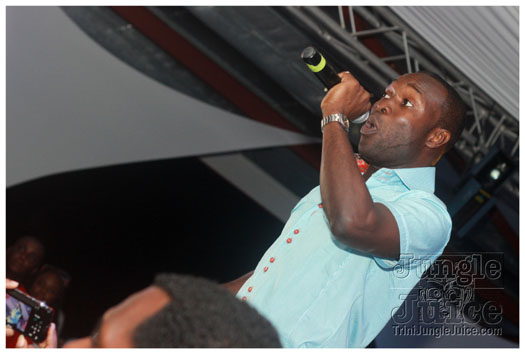 cloud9_rooftop_rave_apr28-015