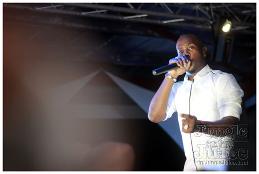 cloud9_rooftop_rave_apr28-031