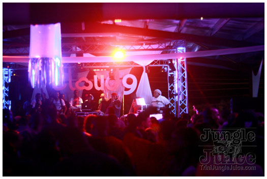 cloud9_rooftop_rave_apr28-042