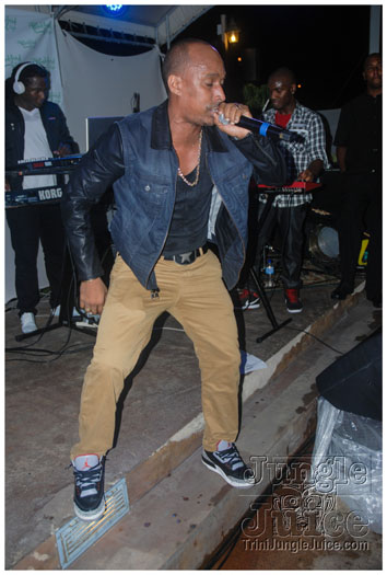 destra_tc_shal_live_dec12-047