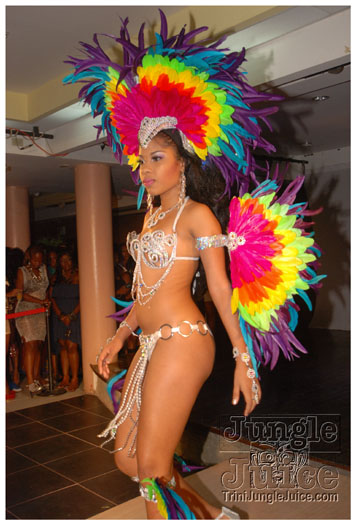 dream_team_2013_band_launch-026