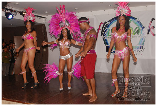 dream_team_2013_band_launch-036