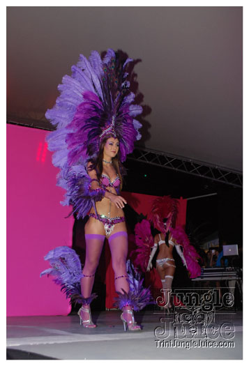 harts_carnival_launch_2013-143