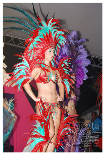 harts_carnival_launch_2013-174