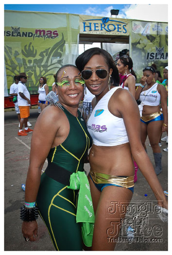 island_people_mas_monday_2012-023