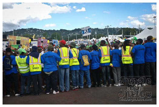 island_people_mas_monday_2012-049